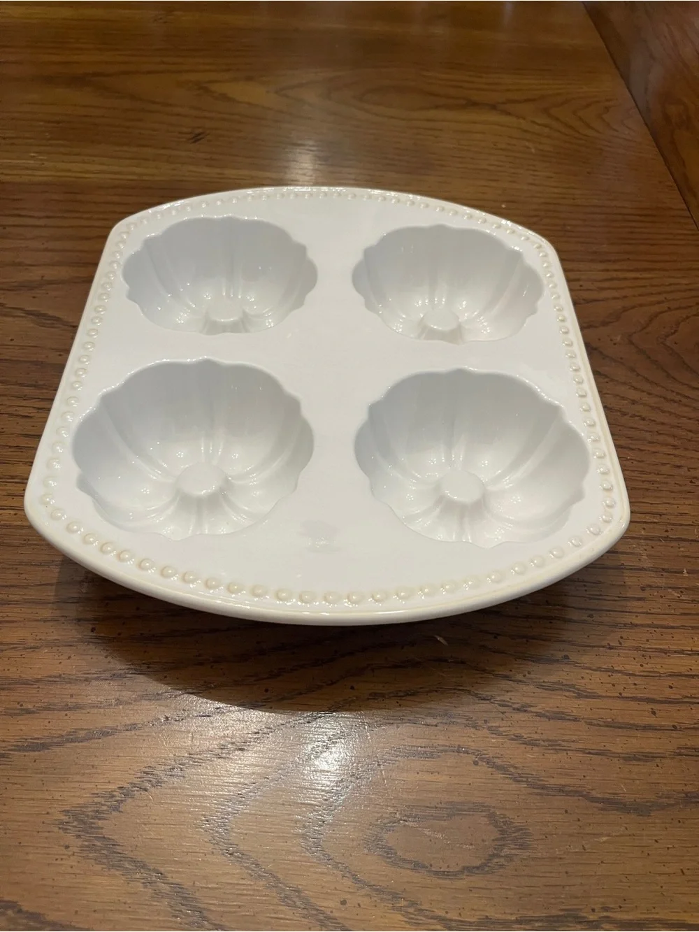 Princess House Pavilion White Mini Fluted‎ Cake Pan